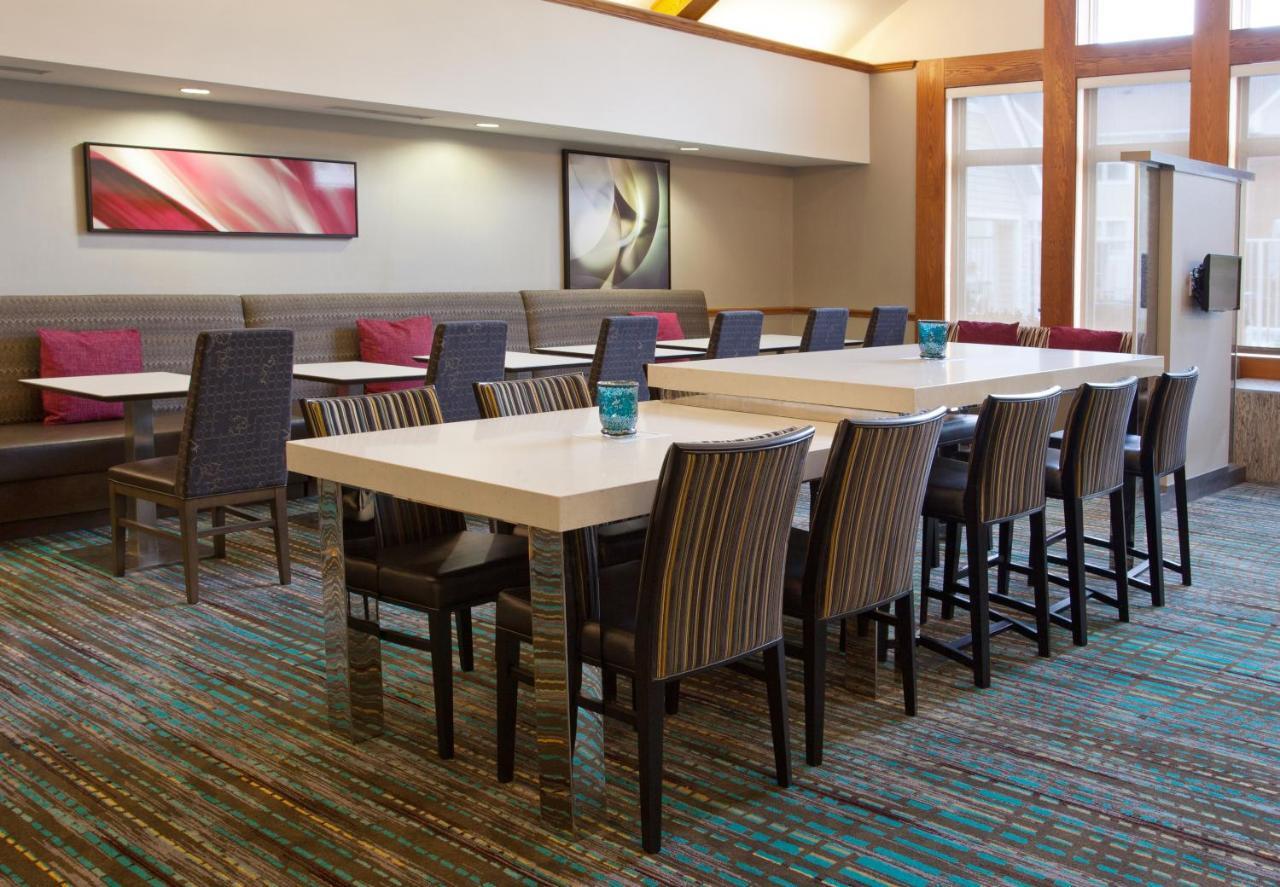 Residence Inn By Marriott Pittsburgh Airport Robinson Township 外观 照片