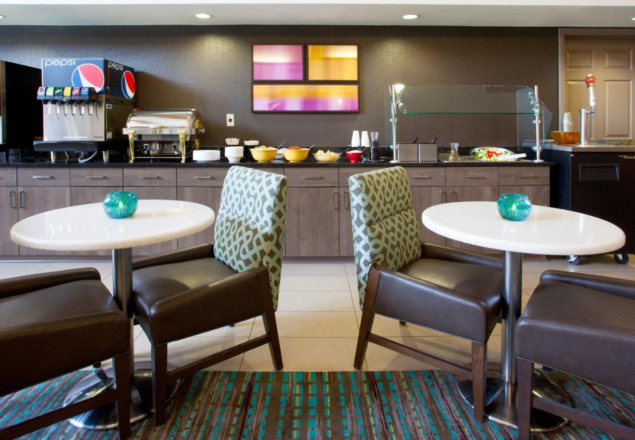 Residence Inn By Marriott Pittsburgh Airport Robinson Township 外观 照片
